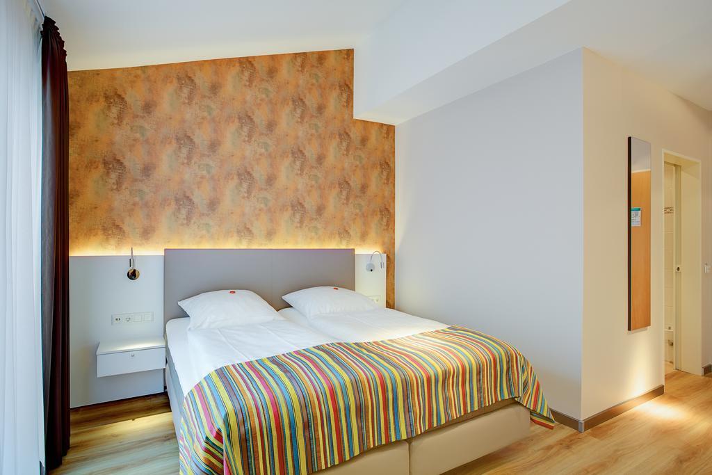 Elisabeth Hotel Garni Detmold Exterior photo